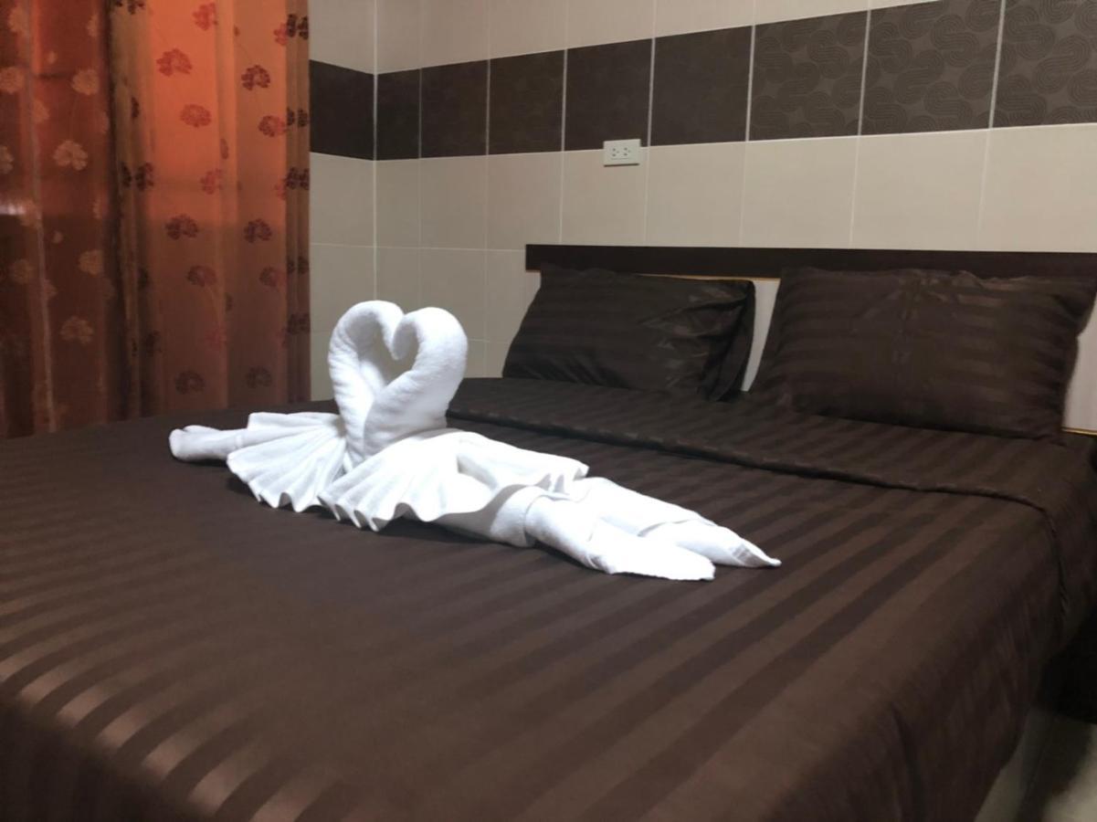 D5 Hotel สาขา มาบโป่ง Chonburi Buitenkant foto